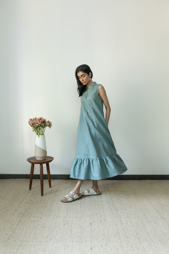 Laid-Back Gathered Dress – anushé pirani