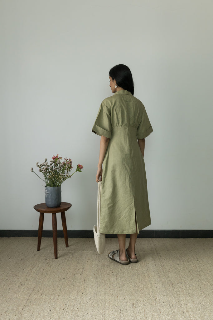 Wide Sleeve Collared Midi