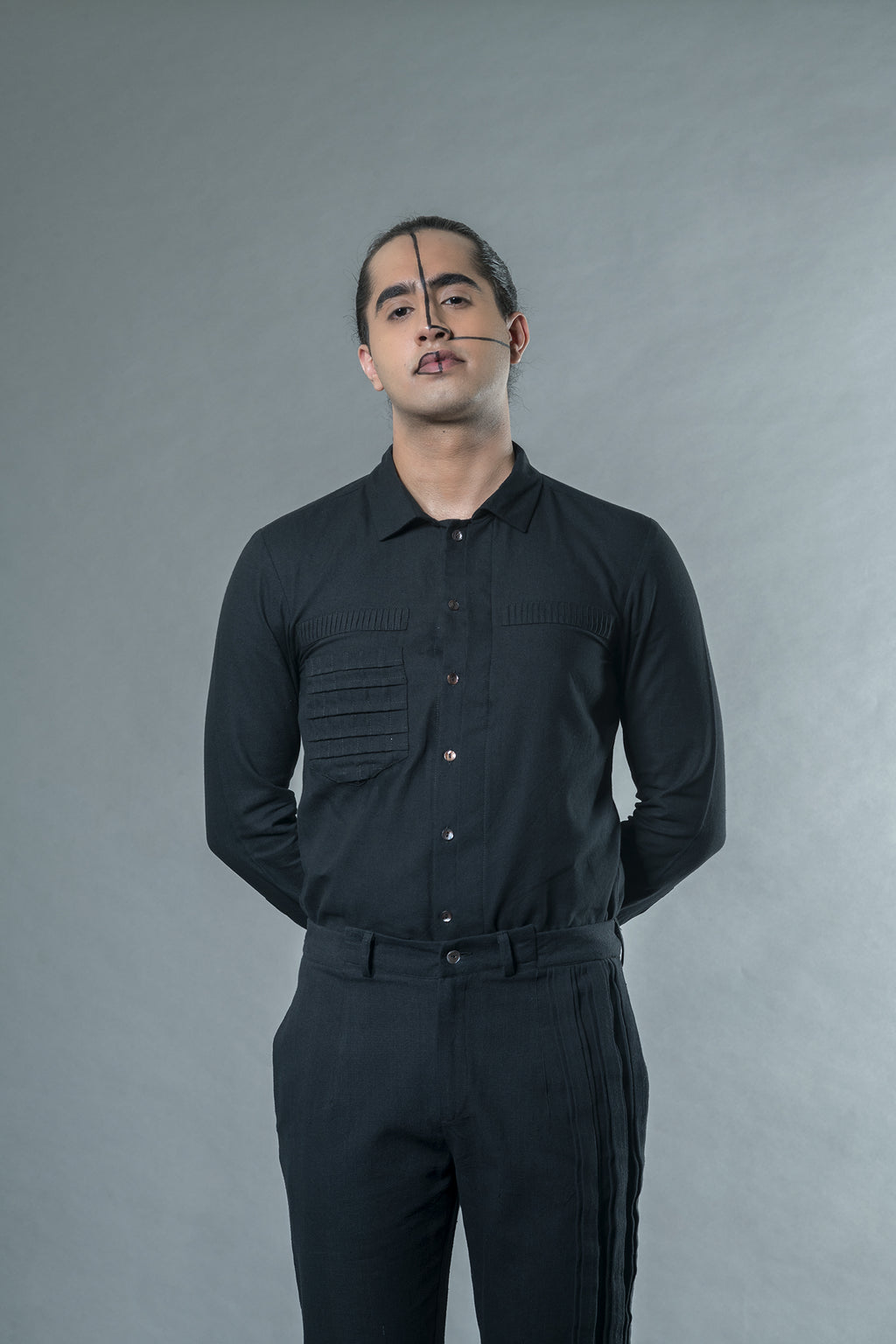 Shirt With Cross Pleats Pocket