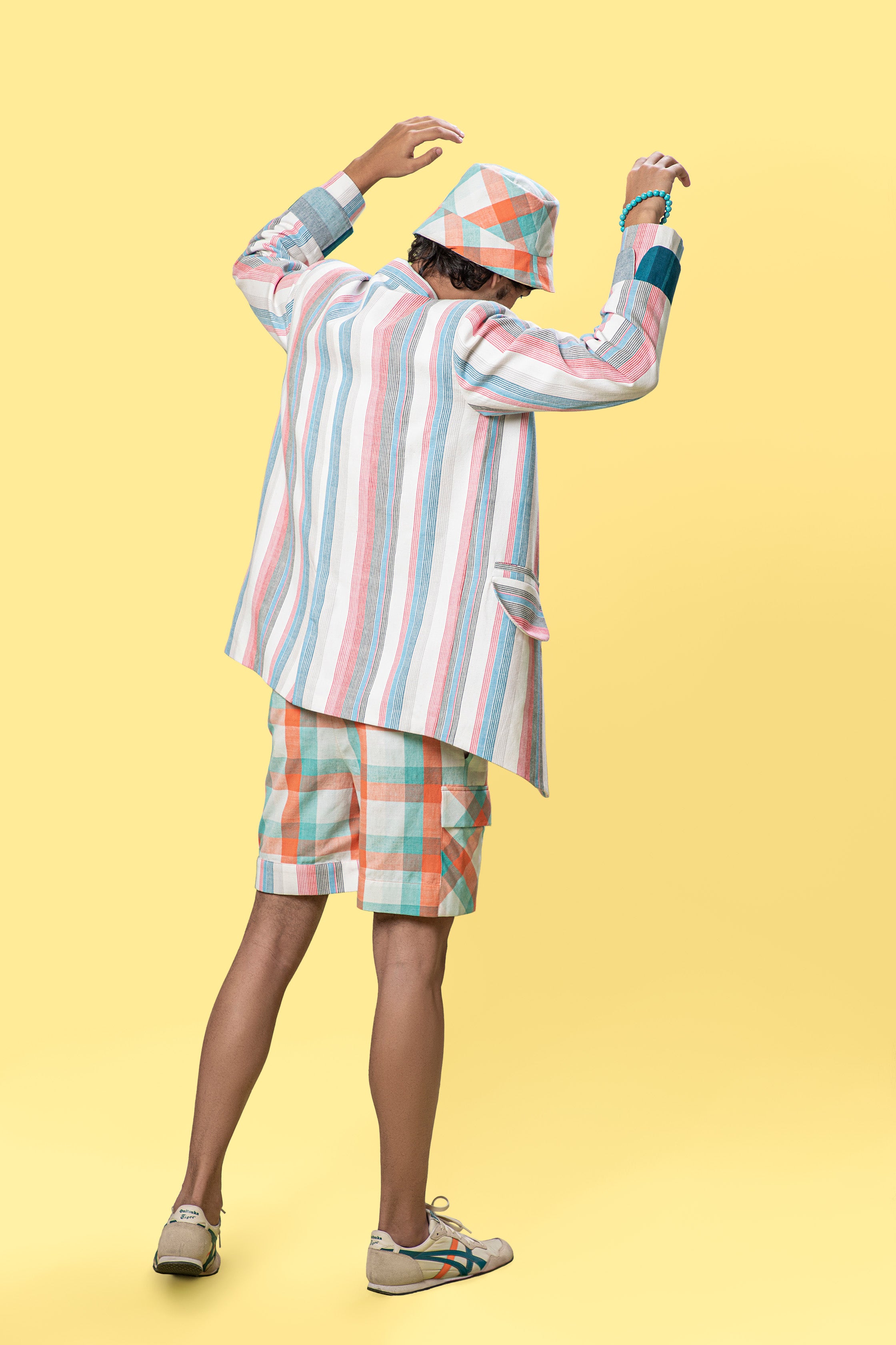 Color Block Cuff Shorts